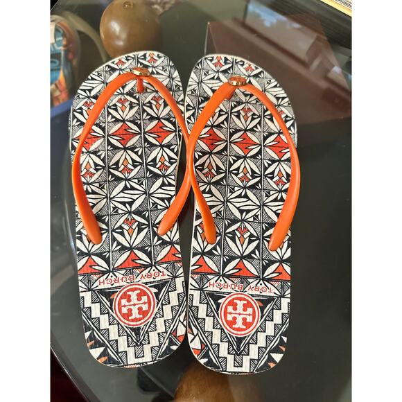 Tory Burch Graphic Logo Flip Flops – Orange & Black, Size 9 - Picture 2 of 5